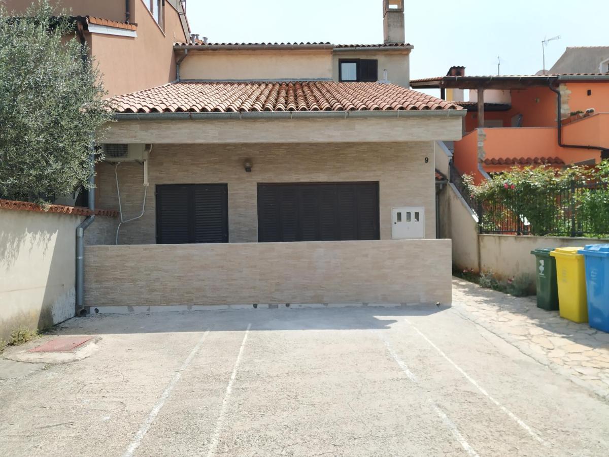 Apartments Zlatko Pula Ngoại thất bức ảnh