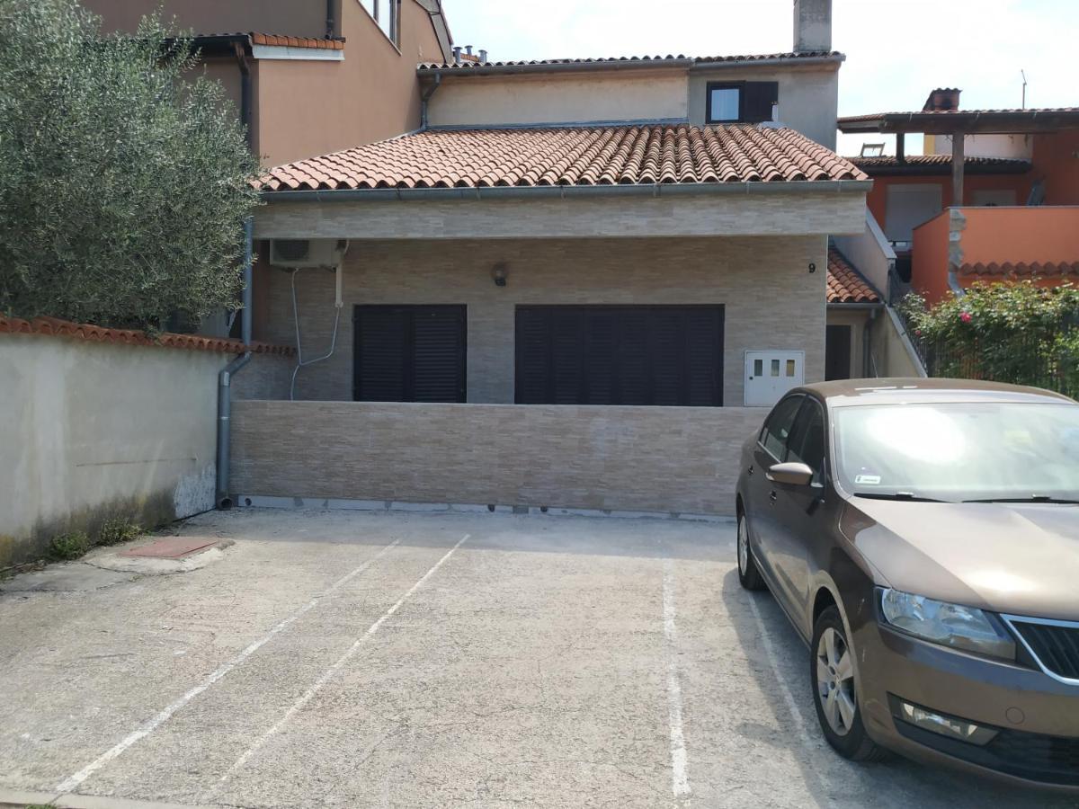 Apartments Zlatko Pula Ngoại thất bức ảnh