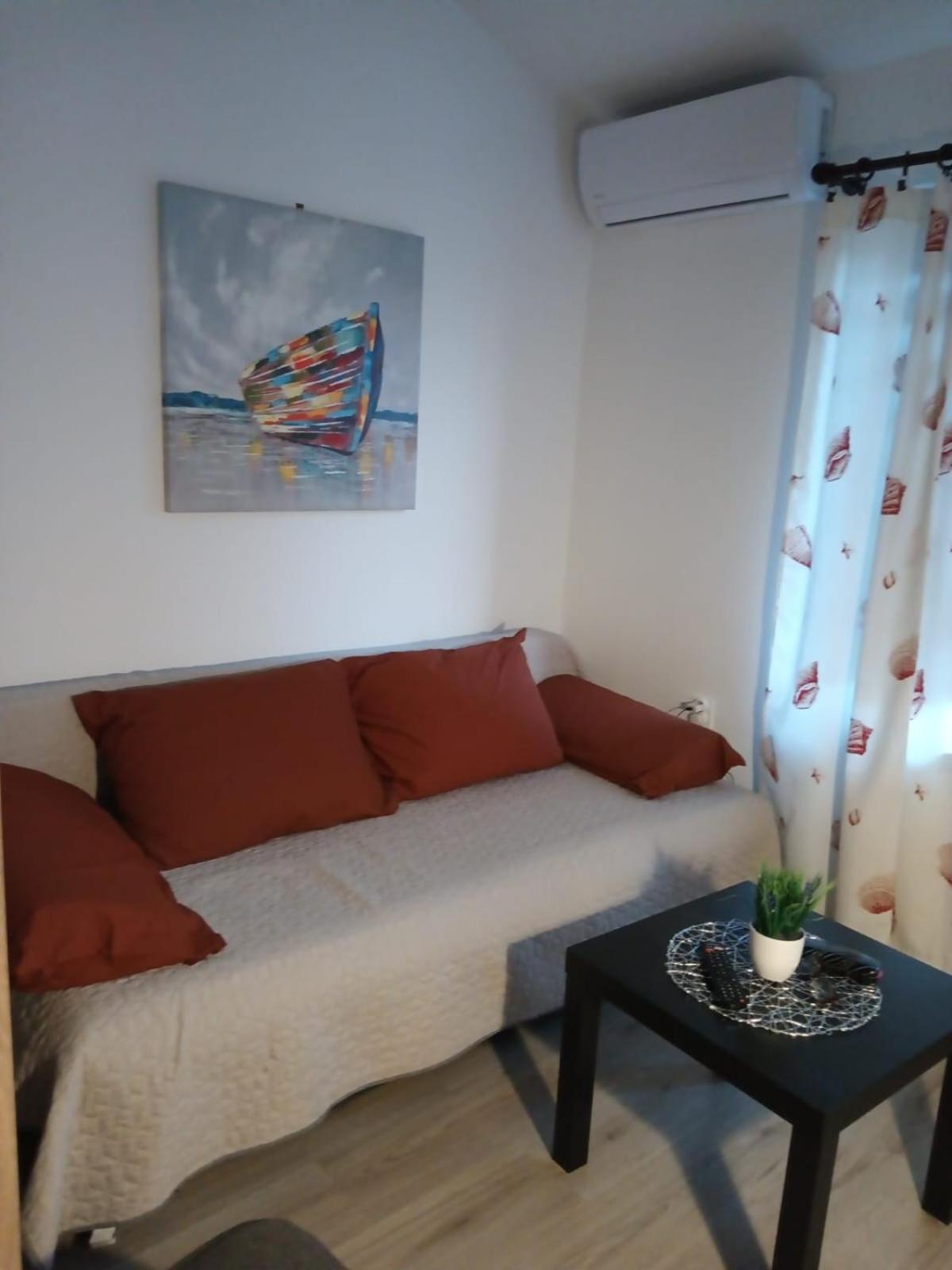 Apartments Zlatko Pula Ngoại thất bức ảnh
