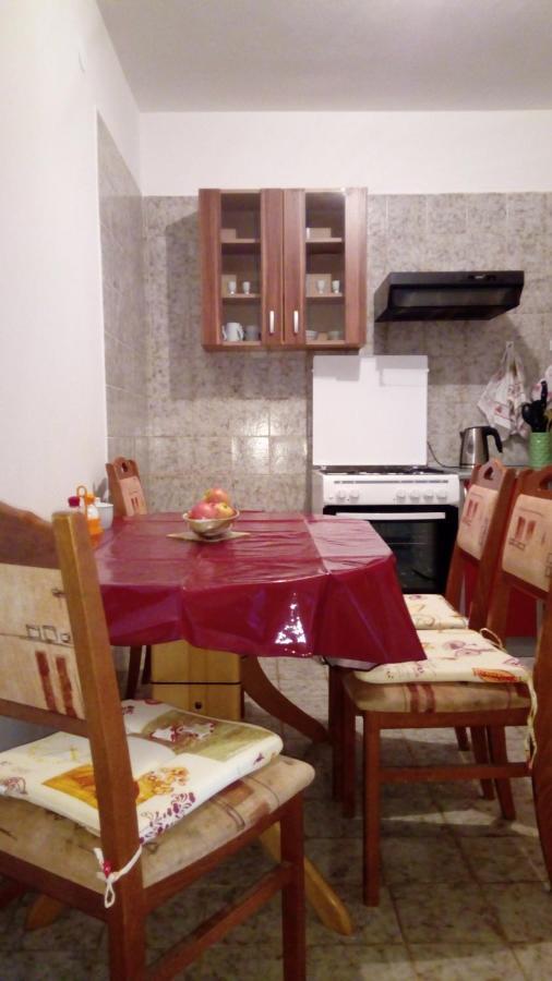 Apartments Zlatko Pula Ngoại thất bức ảnh