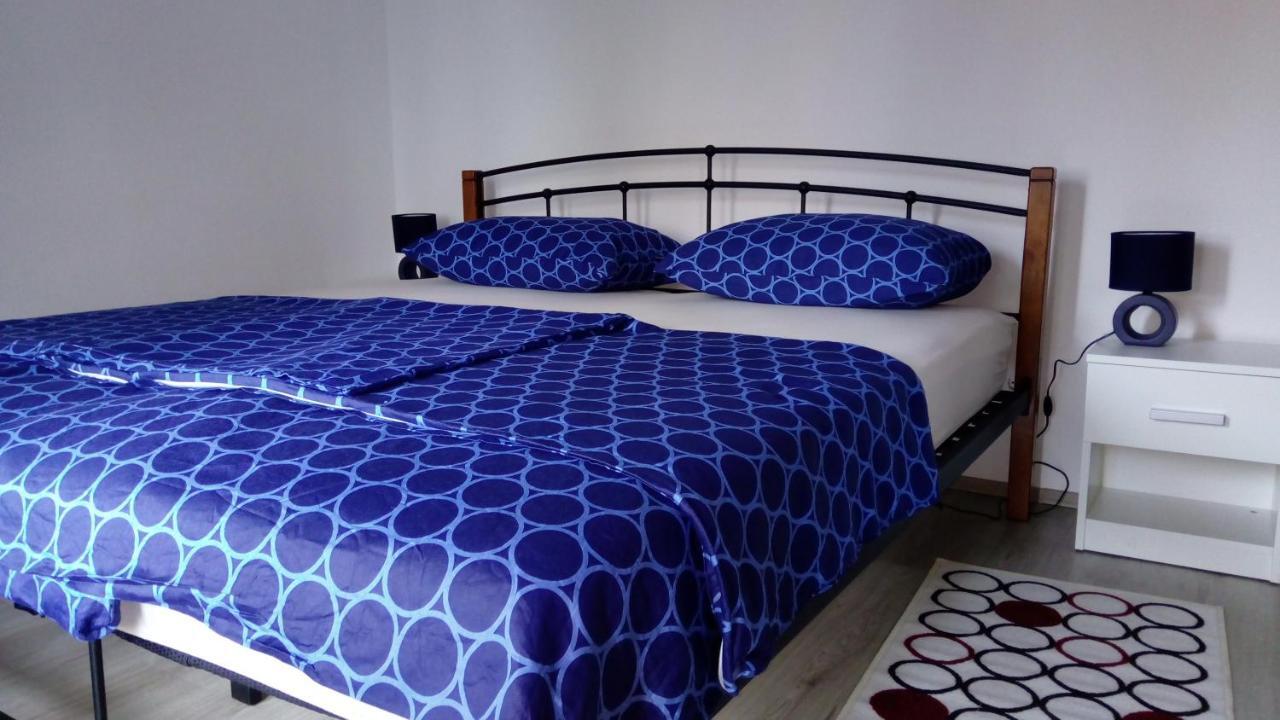 Apartments Zlatko Pula Ngoại thất bức ảnh